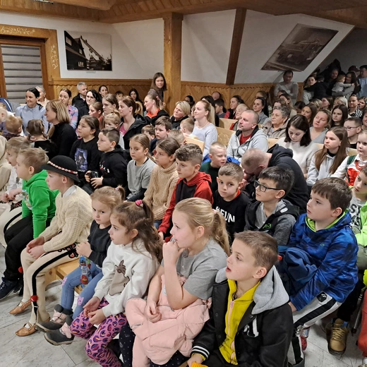 "Miś Kudłocek" w Zębie