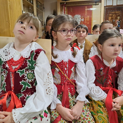 "Miś Kudłocek" w Zębie