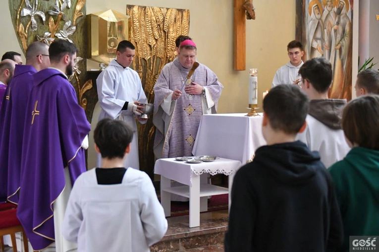 Środa Popielcowa na oazowych rekolekcjach w Rokitnie