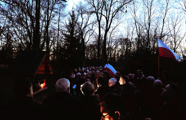 Droga Krzyżowa w Głogowcu