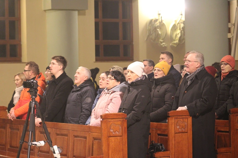 Ciechanów. Czuwanie w intencji ojczyzny