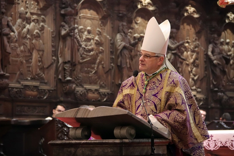 Przyjęcie posługi akolitatu w katedrze wrocławskiej 2024