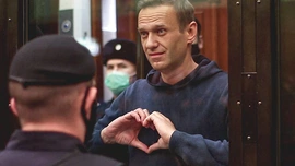 	Aleksiej Nawalny podczas rozprawy przed sądem w Moskwie w roku 2014.