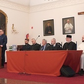 – Mogę się od was uczyć ekumenicznej dbałości  o dobro, prawdę, piękno – mówił rektor PWT  ks. prof. Sławomir Stasiak, otwierając  panel dyskusyjny.