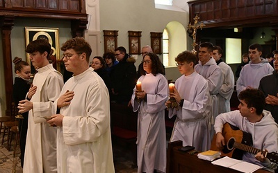 Miejscem spotkania od 3 do 10 lutego był łagowski dom rekolekcyjny. Wzięło w nim udział 20 osób.