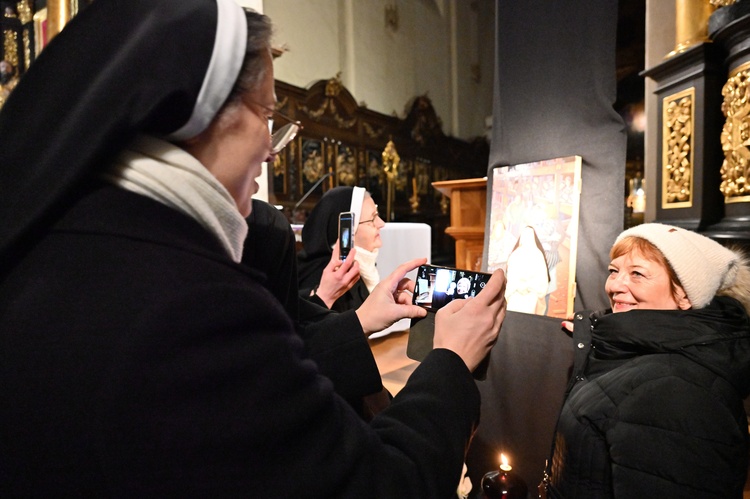 Obraz bł. s. Julii Rodzińskiej OP poświęcony