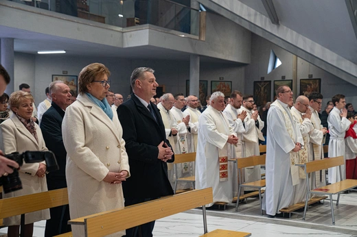 Katowice-Piotrowice. Święcenia diakona Mateusza Ochojskiego