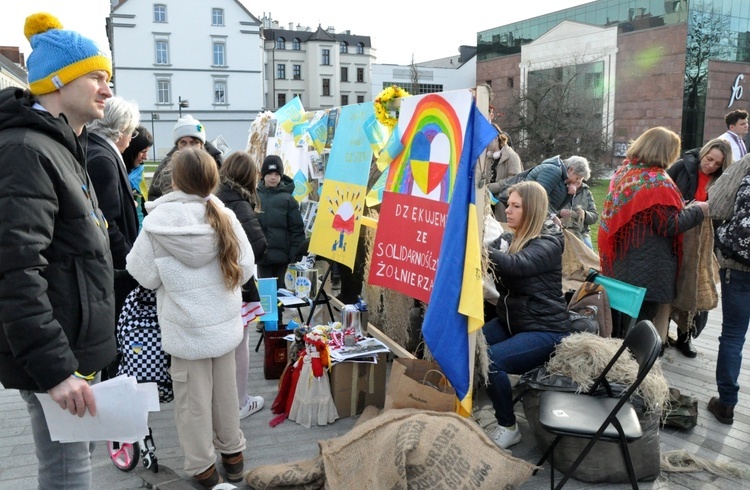 Wiec solidarności z walczącą Ukrainą 