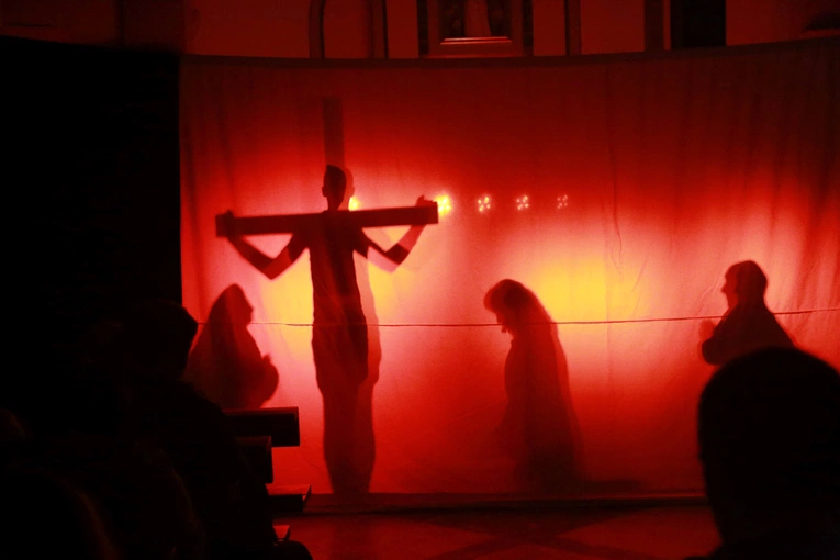 Droga Krzyżowa w Mesznej Opackiej