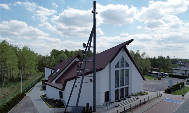 Kościół Matki Boskiej Fatimskiej w Katowicach - Kostuchnie