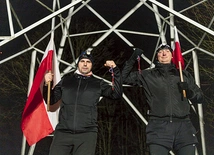 Michał i Marek regularnie pielgrzymują pod najwyższy górski krzyż w Polsce.