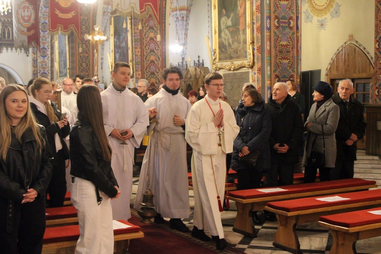 Ciechanów. Peregrynacja relikwii bł. rodziny Ulmów