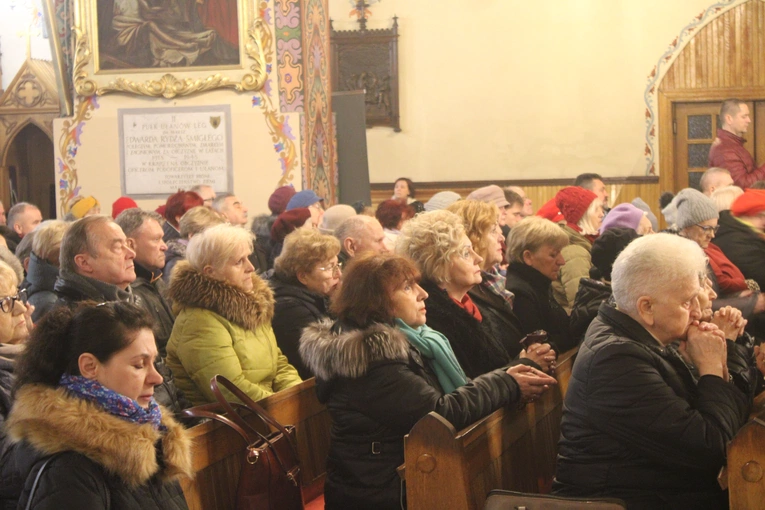 Ciechanów. Peregrynacja relikwii bł. rodziny Ulmów