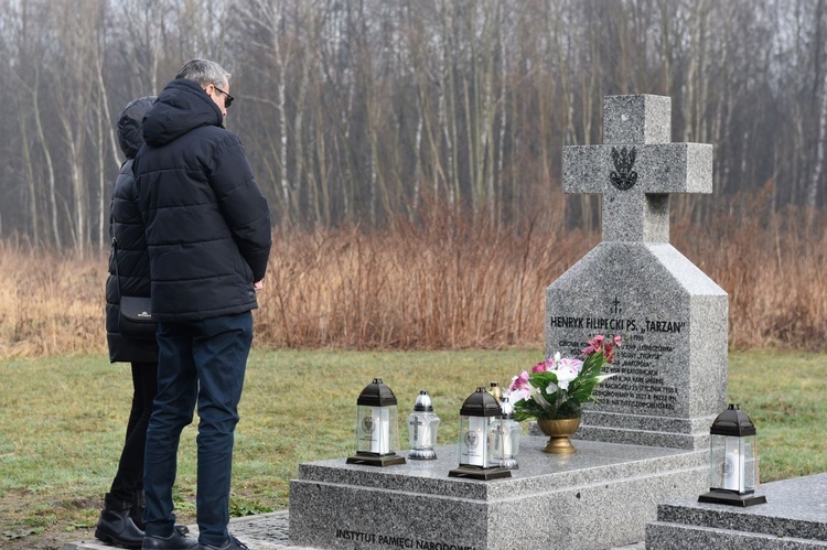Groby żołnierzy wyklętych poświęcone w Katowicach