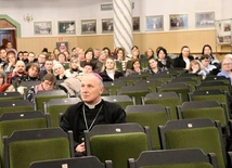 Z katechetami spotkał się bp Marek Solarczyk.