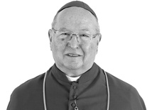 Zmarł biskup senior Piotr Krupa