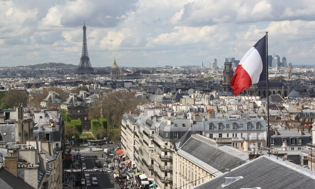Francja: Parlament wpisze dziś aborcję do konstytucji