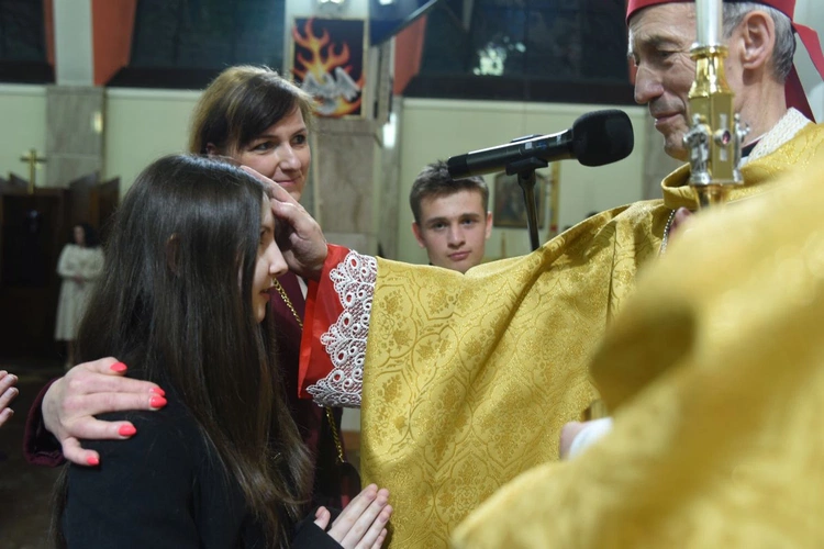 Bierzmowanie w par. św. Jakuba w Brzesku