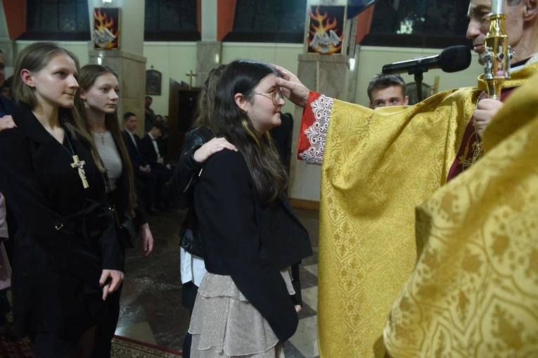 Bierzmowanie w par. św. Jakuba w Brzesku