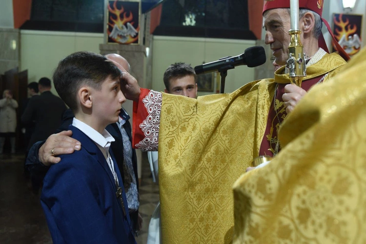 Bierzmowanie w par. św. Jakuba w Brzesku