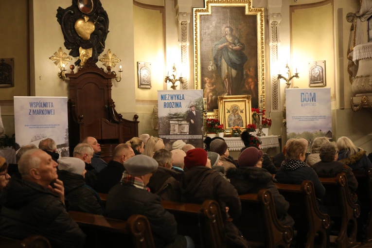 Relikwie błogosławionej rodziny Ulmów w Skierniewicach