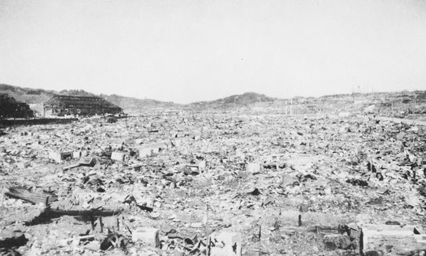 Nagasaki po wybuchu bomby atomowej