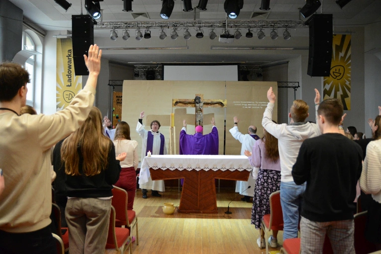 Ładowarka. Msza św. z podjęciem ważnych decyzji