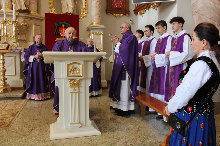 Pomnik góralki - Sprawiedliwej wśród Narodów Świata