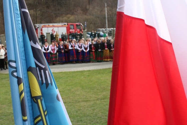 Pomnik góralki - Sprawiedliwej wśród Narodów Świata