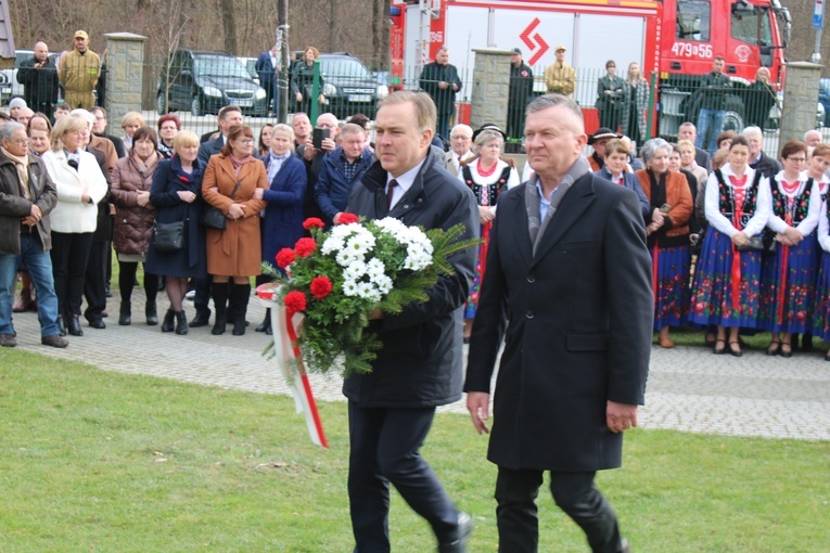 Pomnik góralki - Sprawiedliwej wśród Narodów Świata