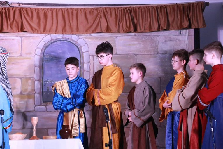 Misterium w Cieniawie