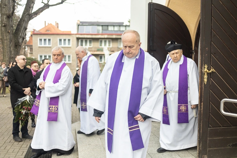 Pogrzeb ks. inf. Józefa Strugarka