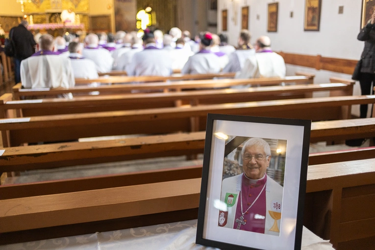 Pogrzeb ks. inf. Józefa Strugarka