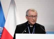 Kard. Parolin: pierwszym warunkiem negocjacji rosyjsko-ukraińskich jest zaprzestanie agresji