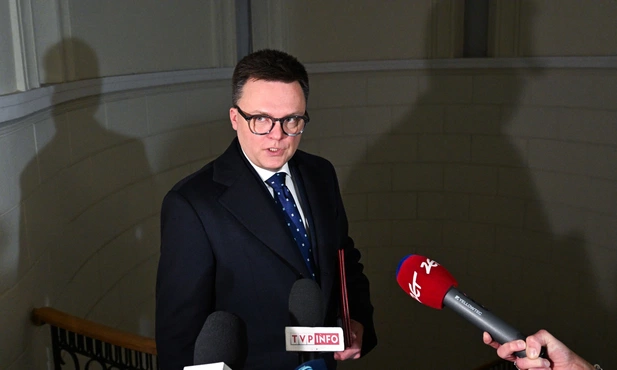 PKW: osoby pełniące funkcje publiczne muszą oddzielać wykonywanie