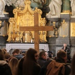 Jasna Góra. Pielgrzymka maturzystów - cz. 1