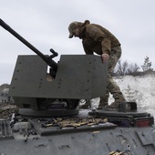 "Washington Post": Ukrainie do końca marca zabraknie pocisków do obrony miast