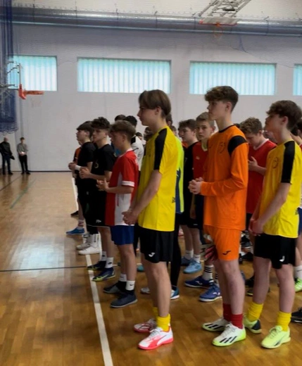 Limanowa. Rejonowe rozgrywki LSO w piłce halowej