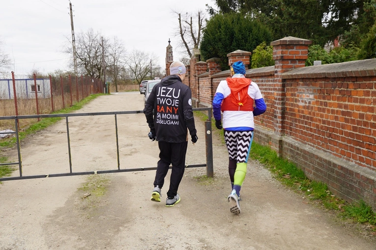 Zawierzyli Szymka Matce Bożej