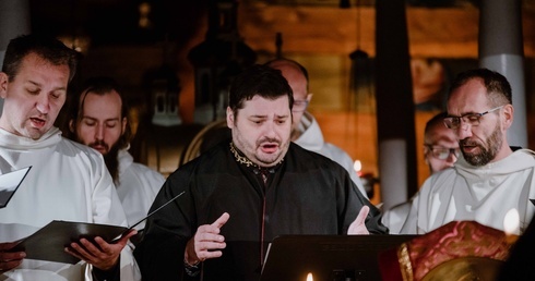 Wyjątkowy Koncert Pasyjny w Chorzowie: chorał benewencki i śpiew bizantyjski