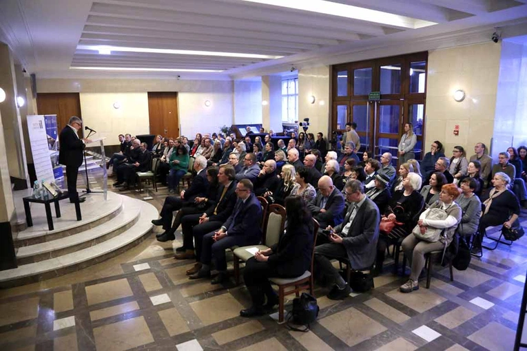 O najstarszych książkach drukowanych w Polsce