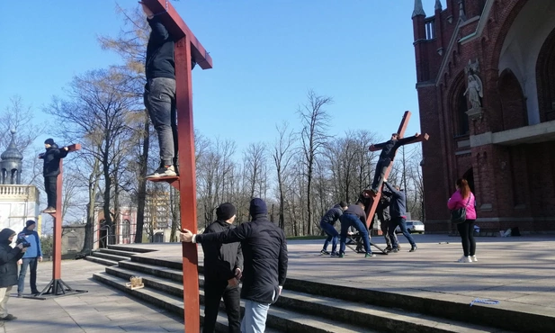 Piekary Śląskie. Przygotowania do Chwalebnego Misterium Męki Pańskiej