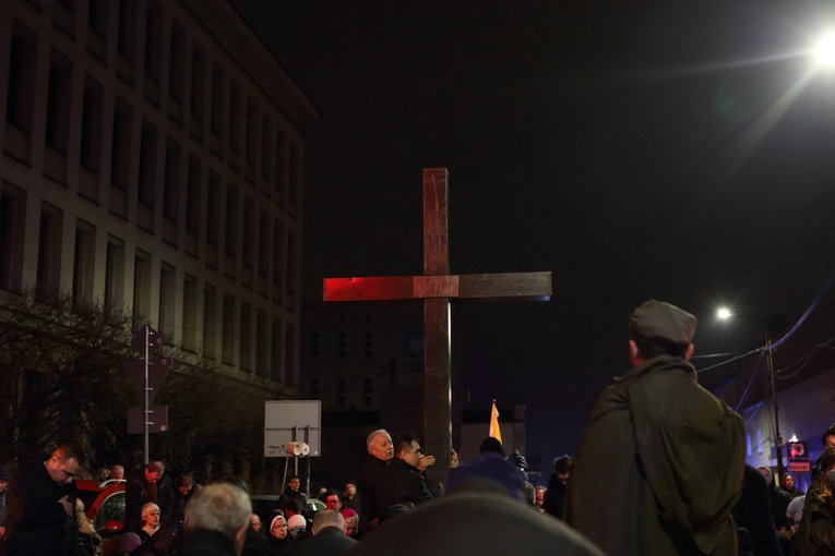 Pierwsza ekumeniczna Droga Krzyżowa ulicami Katowic