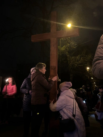 Droga Krzyżowa ulicami osiedla Krzyki we Wrocławiu