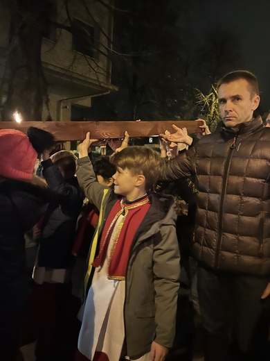 Droga Krzyżowa ulicami osiedla Krzyki we Wrocławiu