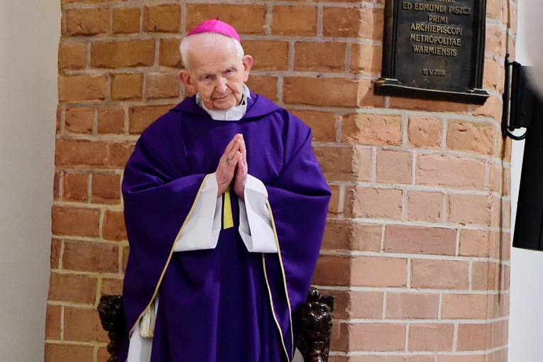 Msza św. za śp. abp. Edmunda Piszcza