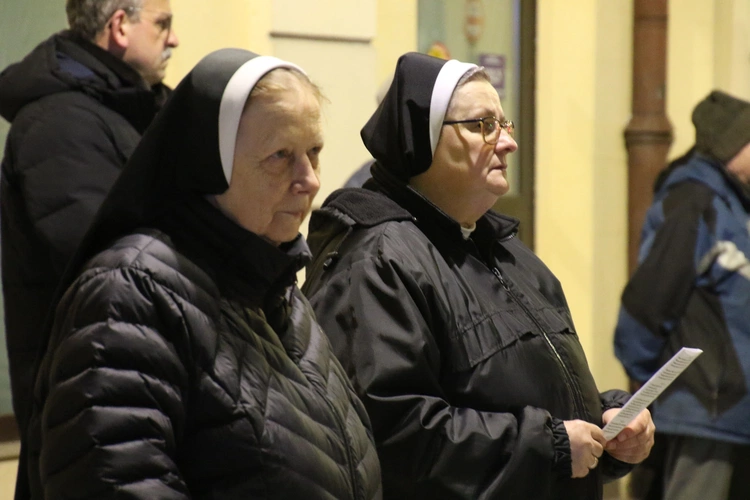 Płock. Droga Krzyżowa na Starym Mieście