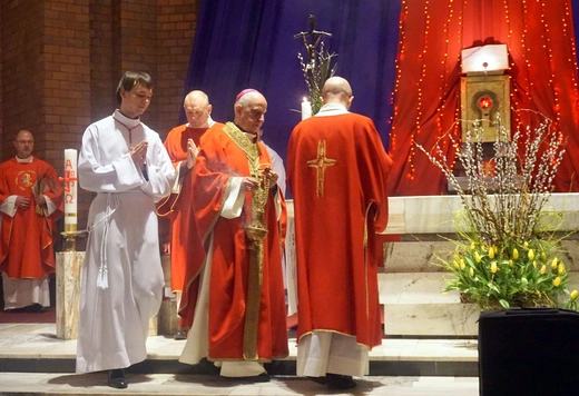 Eucharystia i spotkanie z abp. Rino Fisichellą