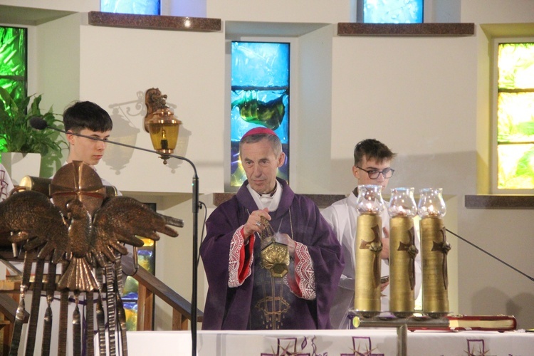 Tęgoborze. Pomnik dla mieszkańców Zawadki