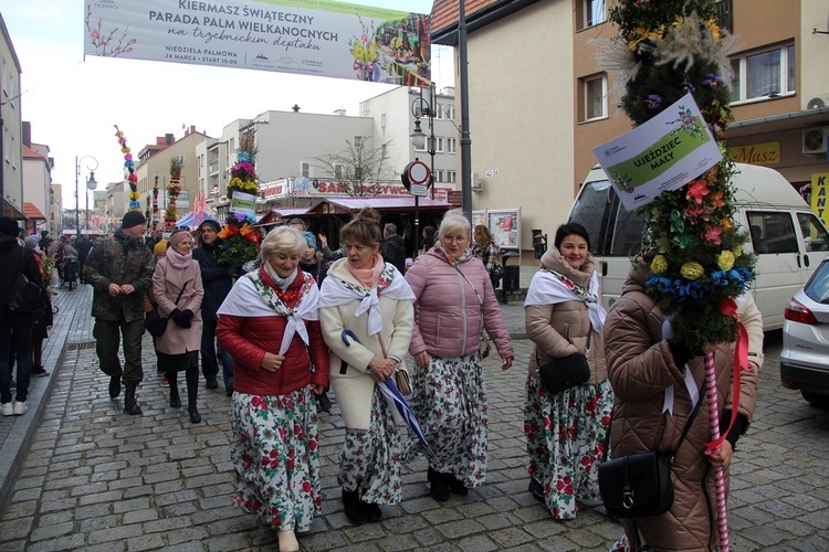 Parada Palm Wielkanocnych w Trzebnicy